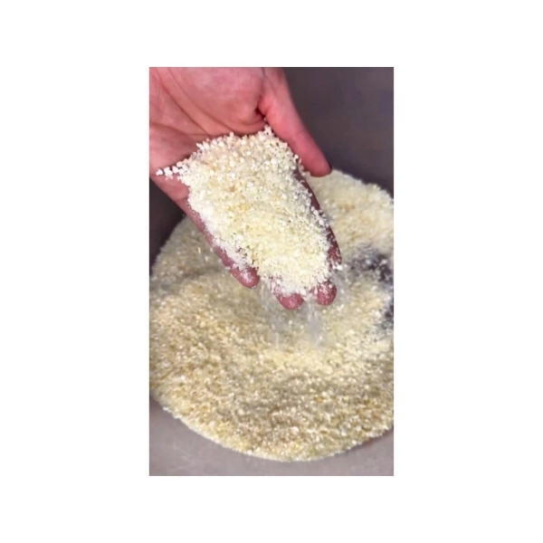 Areia Higiênica Biodegradável para Gatos Grãos Mistos 4 kg